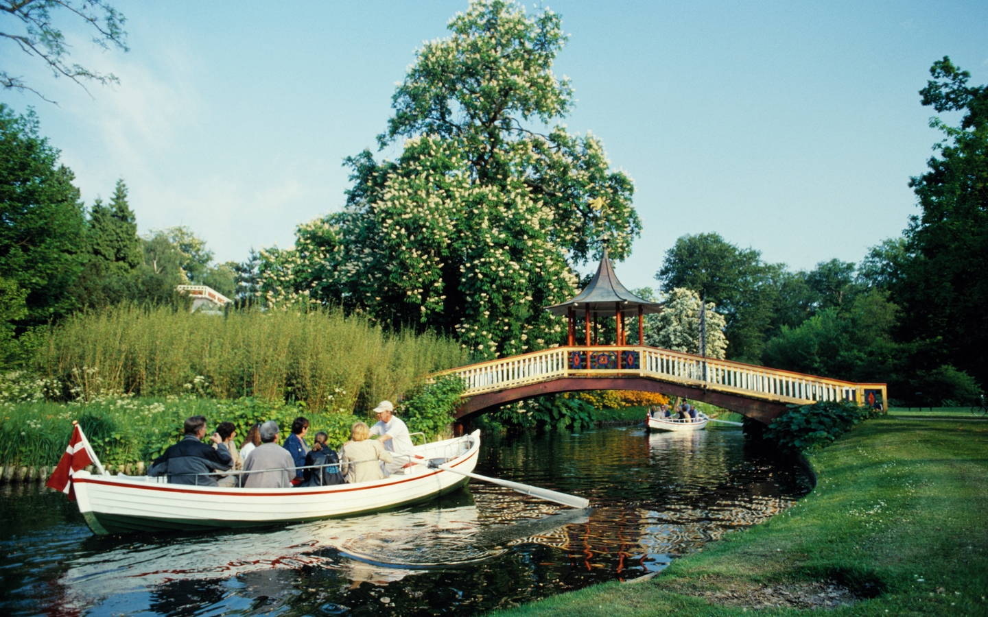 Rowing in Frederiksberg Gardens